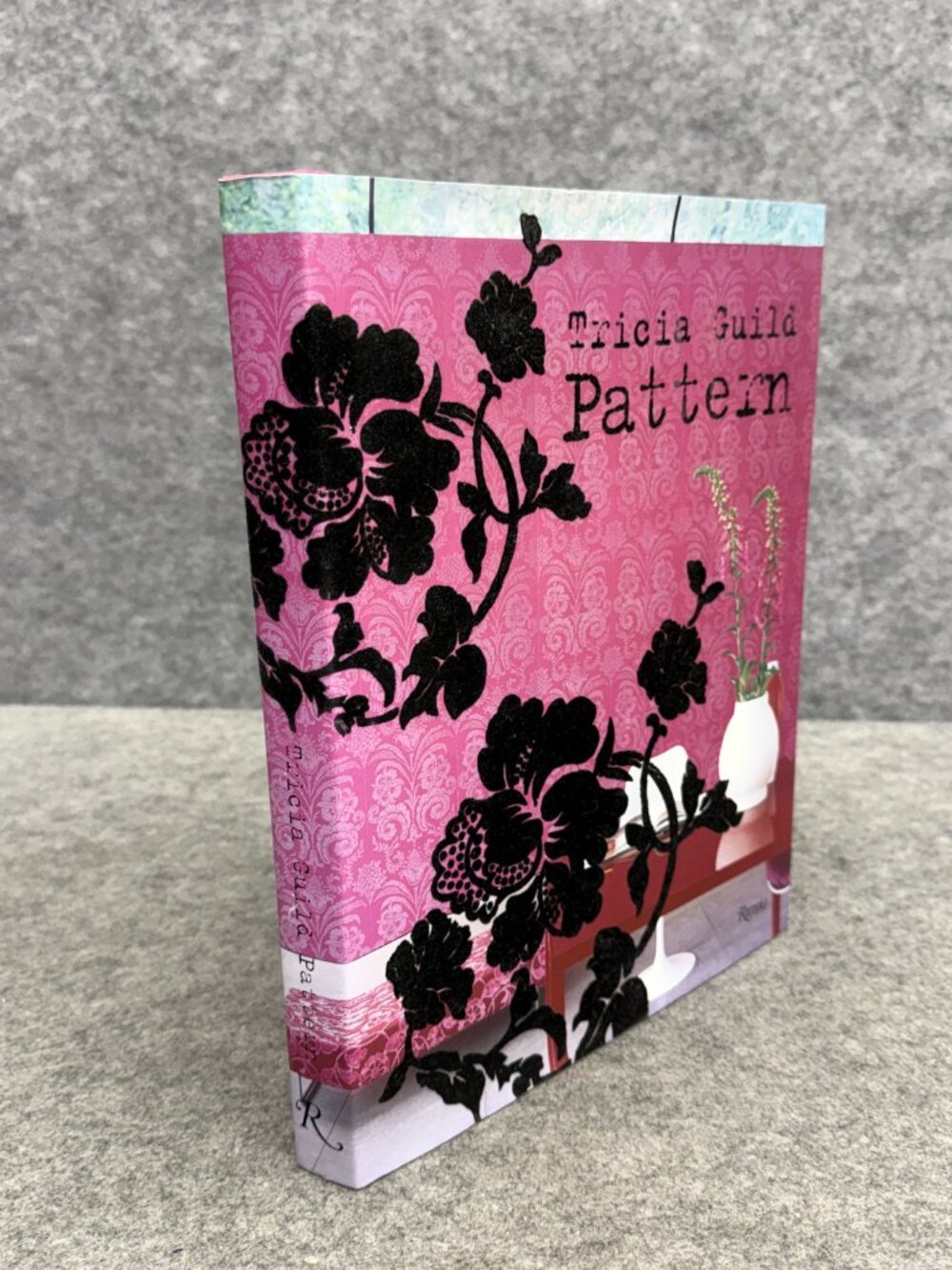 Tricia Guild Pattern : Using Pattern to Create Sophisticated, Show Interiors - Picture 3 of 16